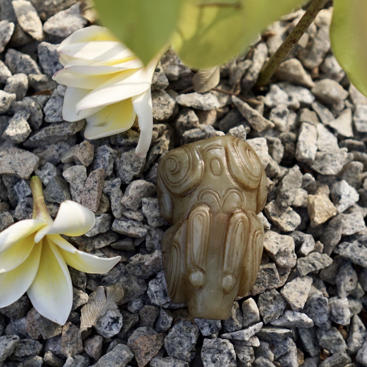 Round Carved Jade Rabbit Paperweight