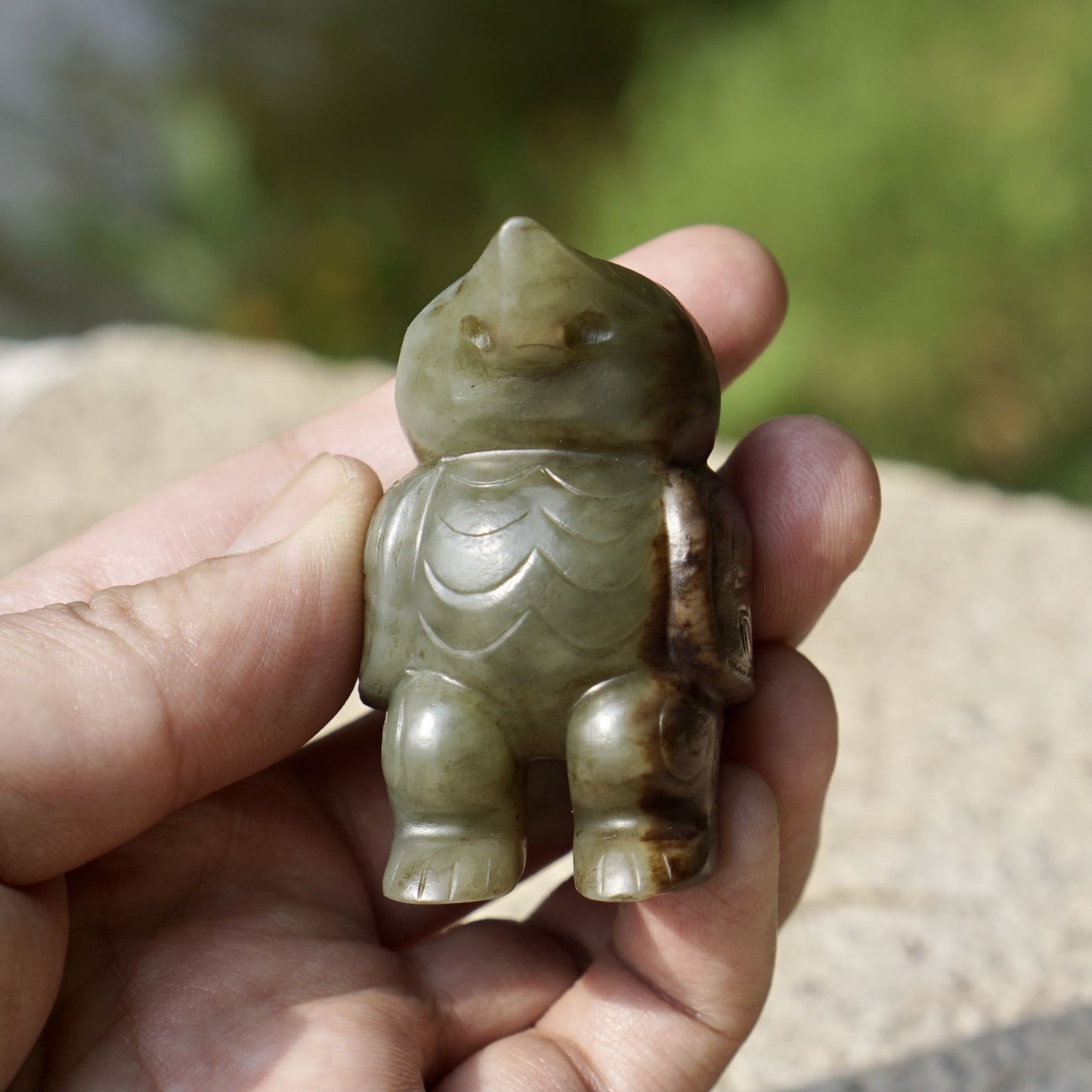 Fine round-carved jade owl