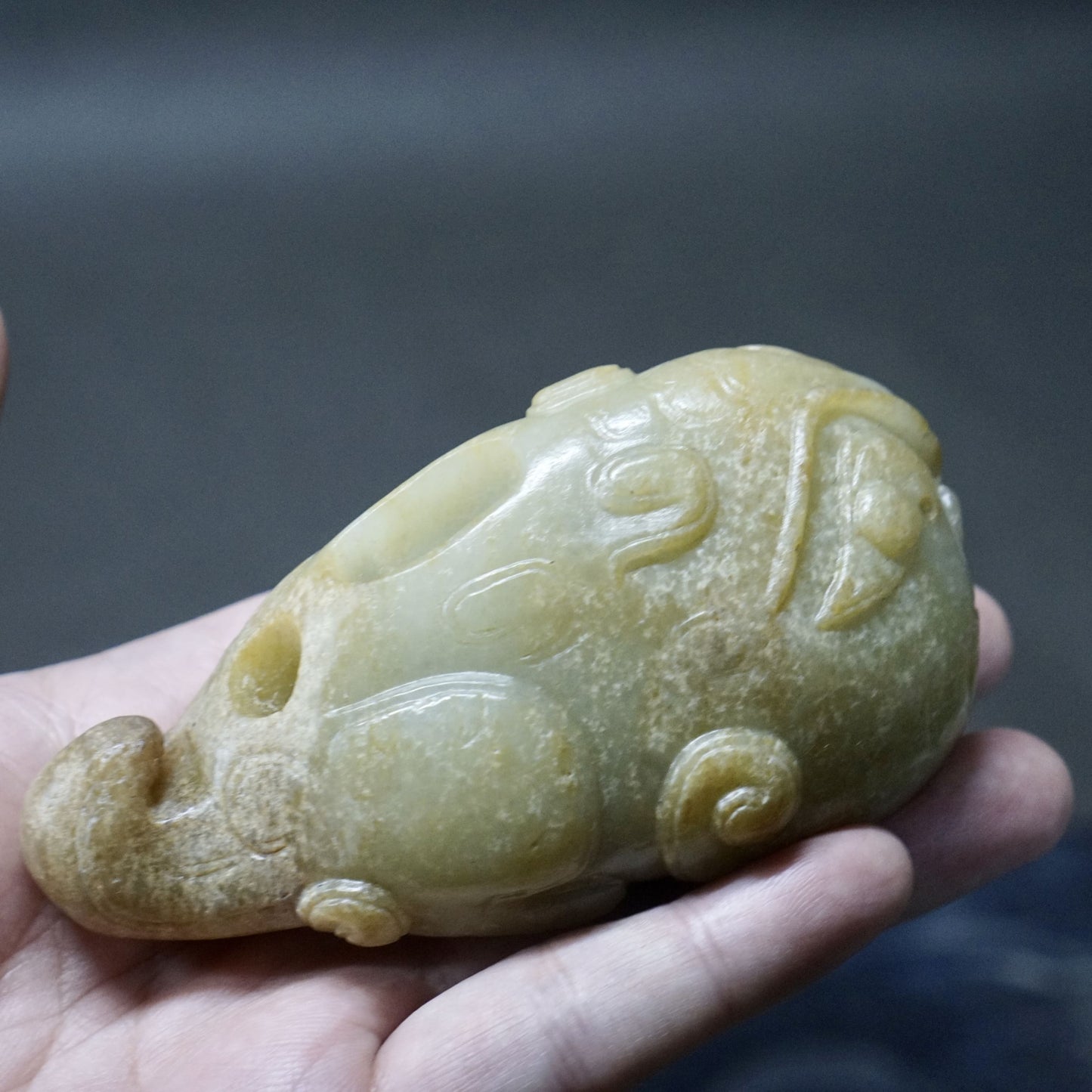 Sea beast shaped jade weight