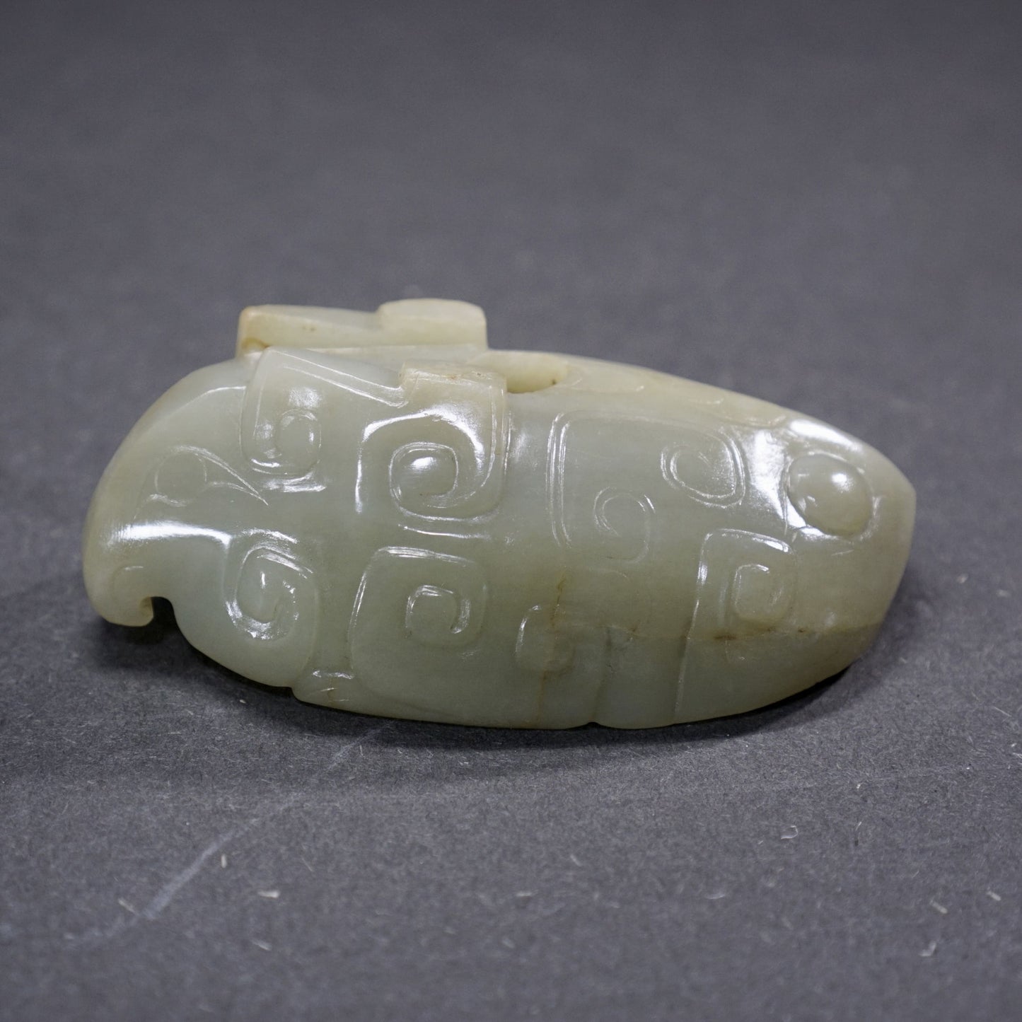 Two-headed beast jade weight