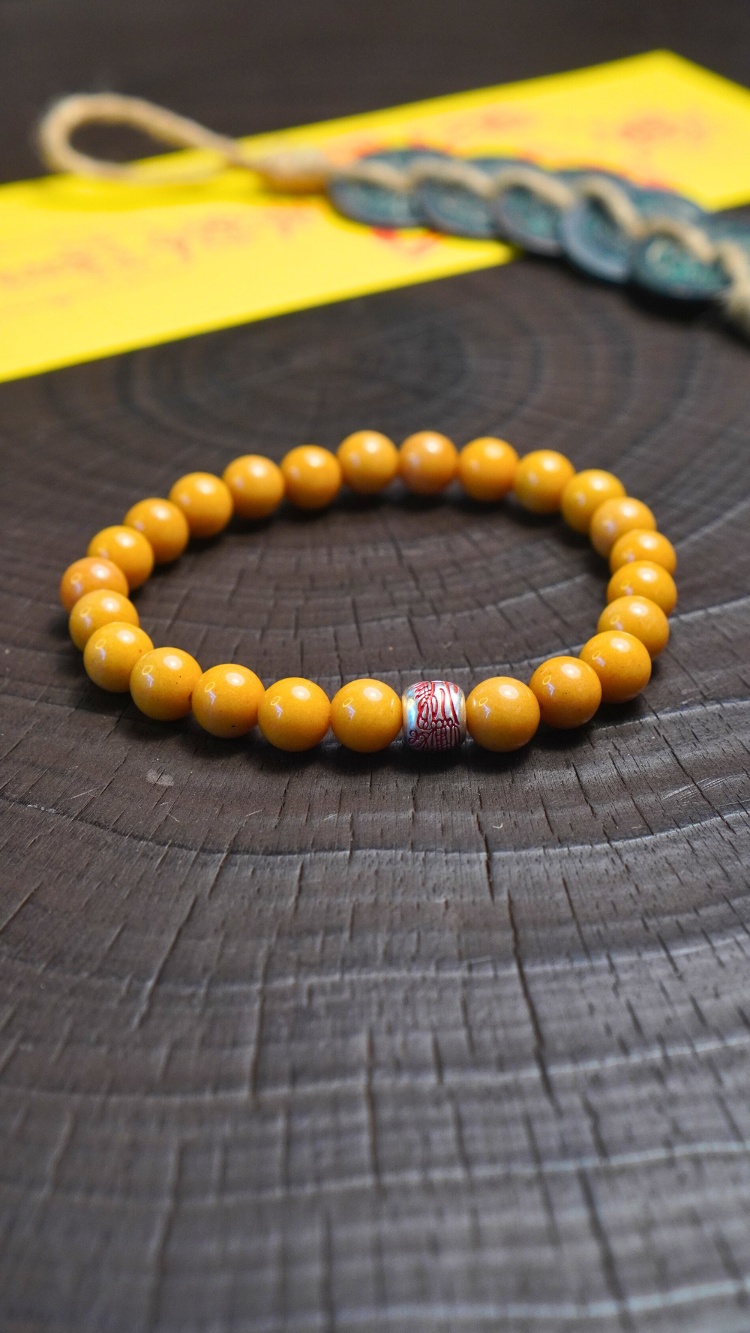 五行旺土| 中路財神-趙公明硃砂符銀珠河磨玉黃沁皮手串