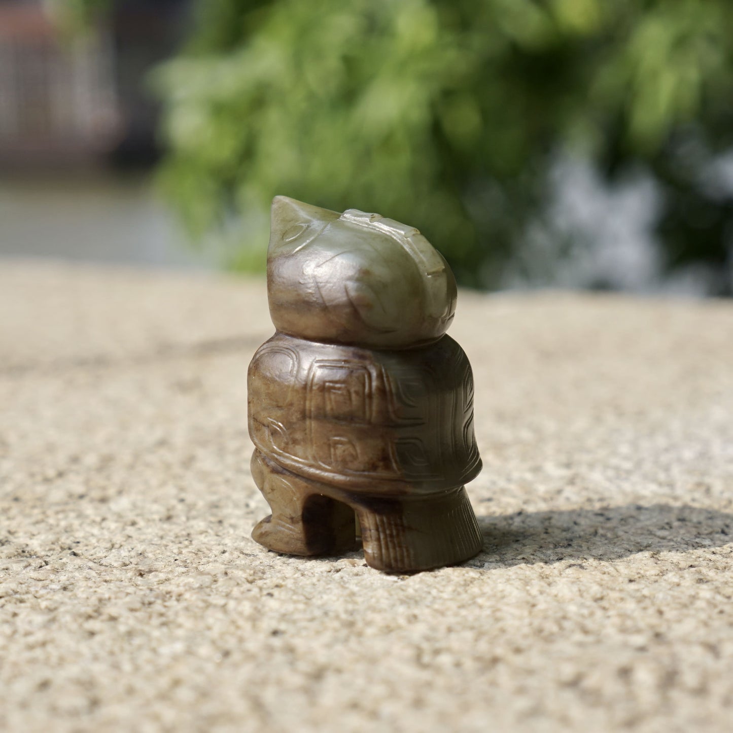 Fine round-carved jade owl