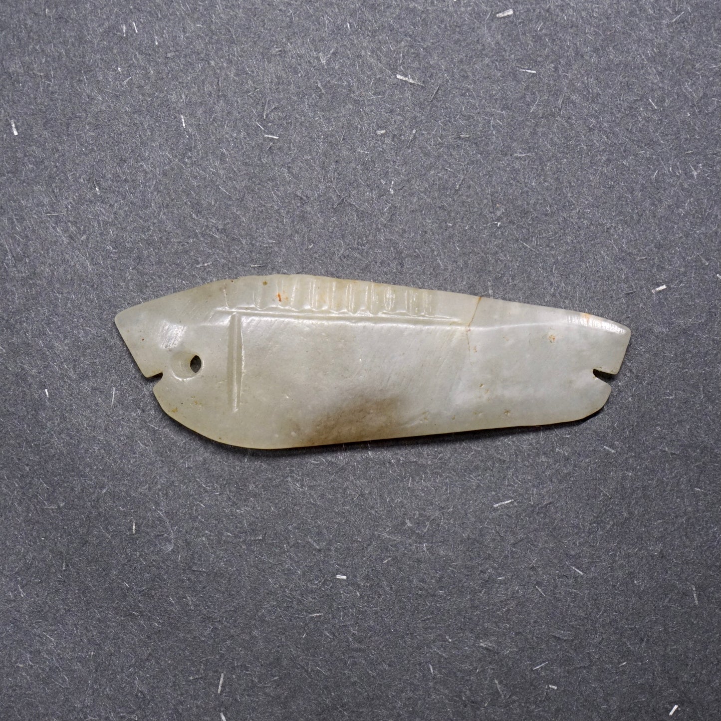 White jade long strip carved jade fish (three pieces in a group)