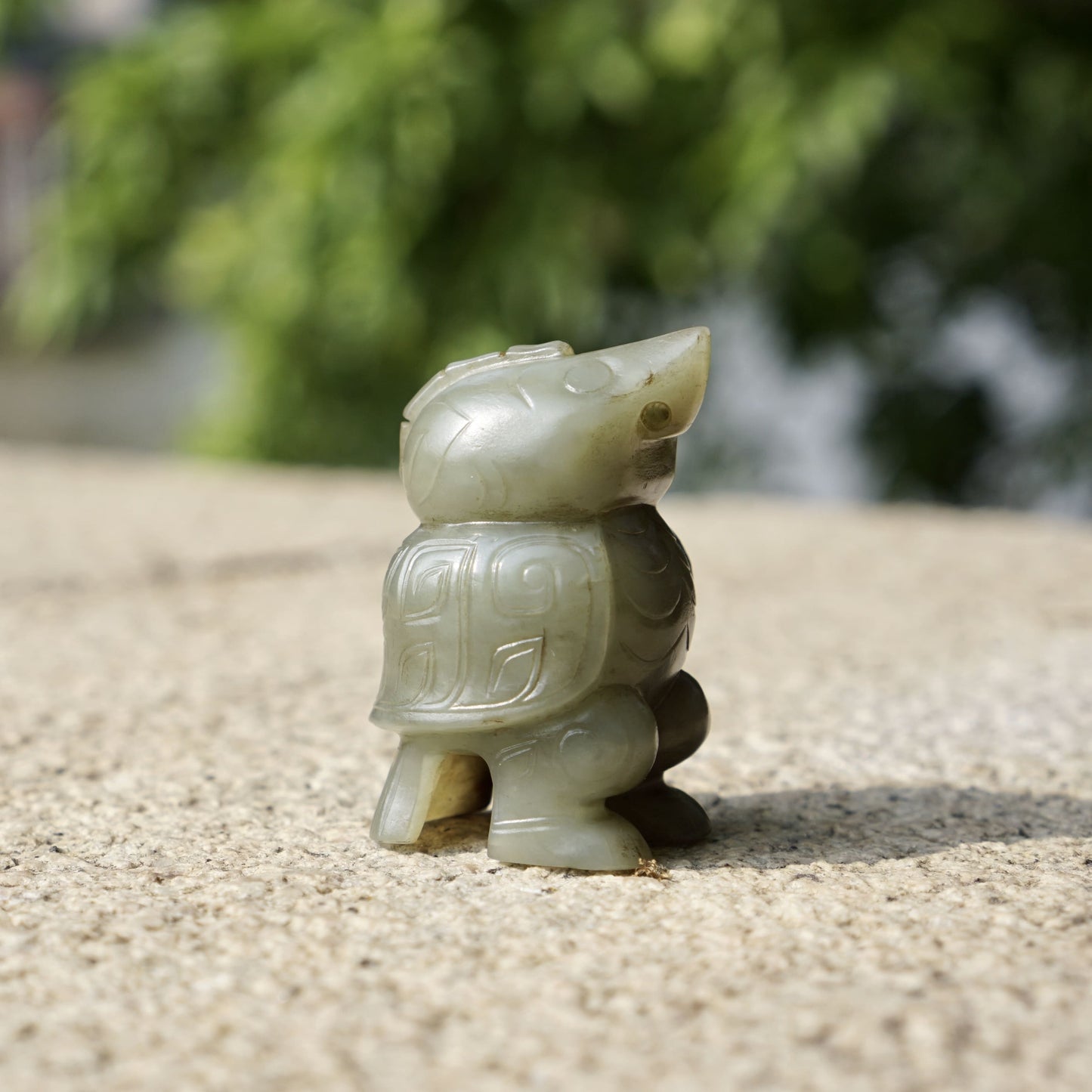 Fine round-carved jade owl