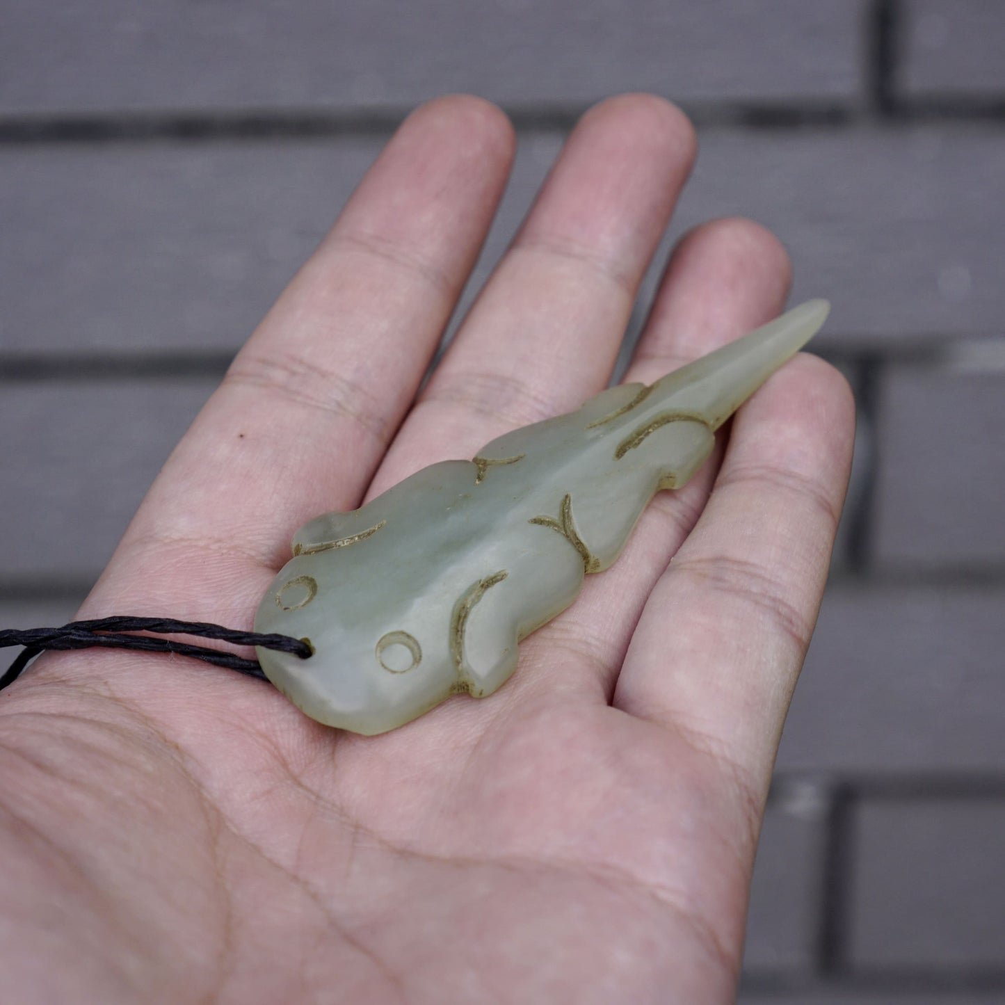 Hetian jade gecko pendant