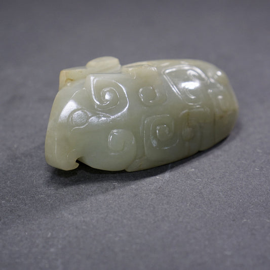 Two-headed beast jade weight