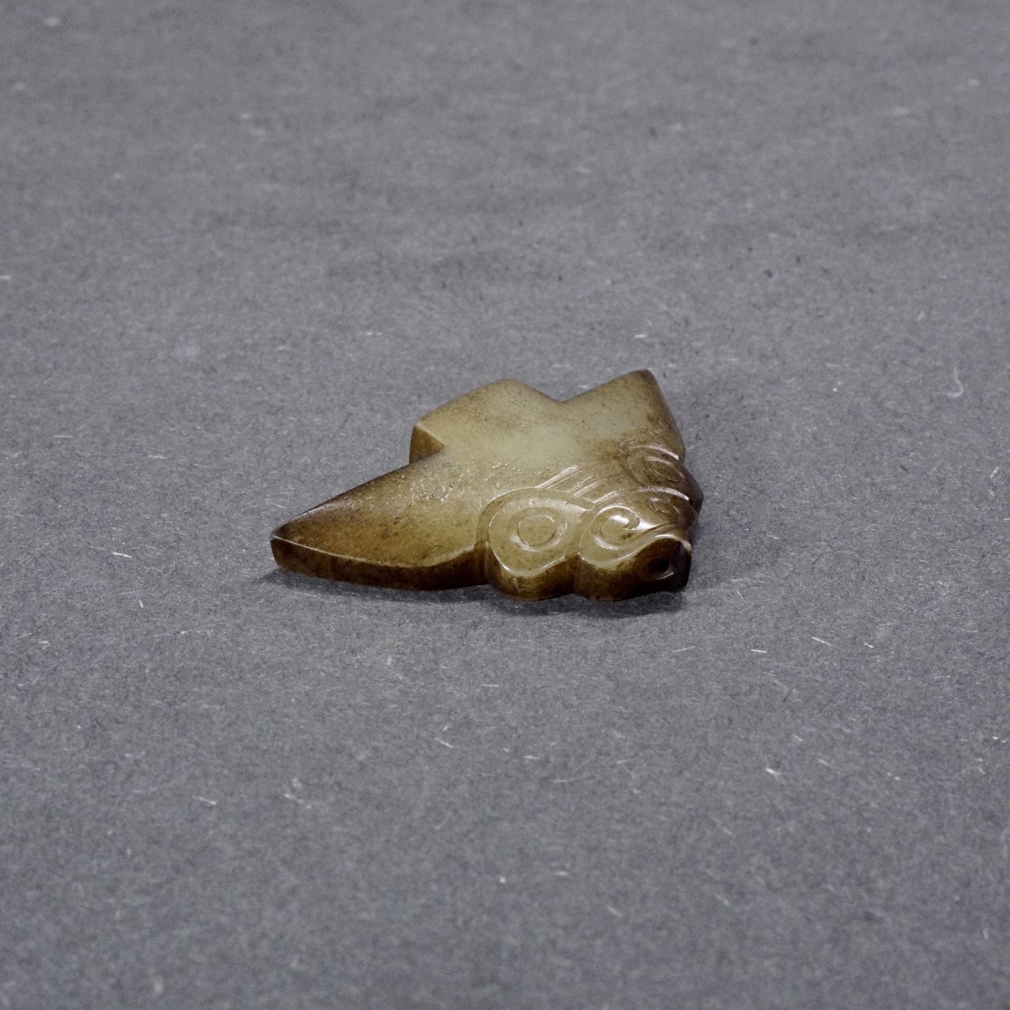 Arrow-shaped jade moth pendant