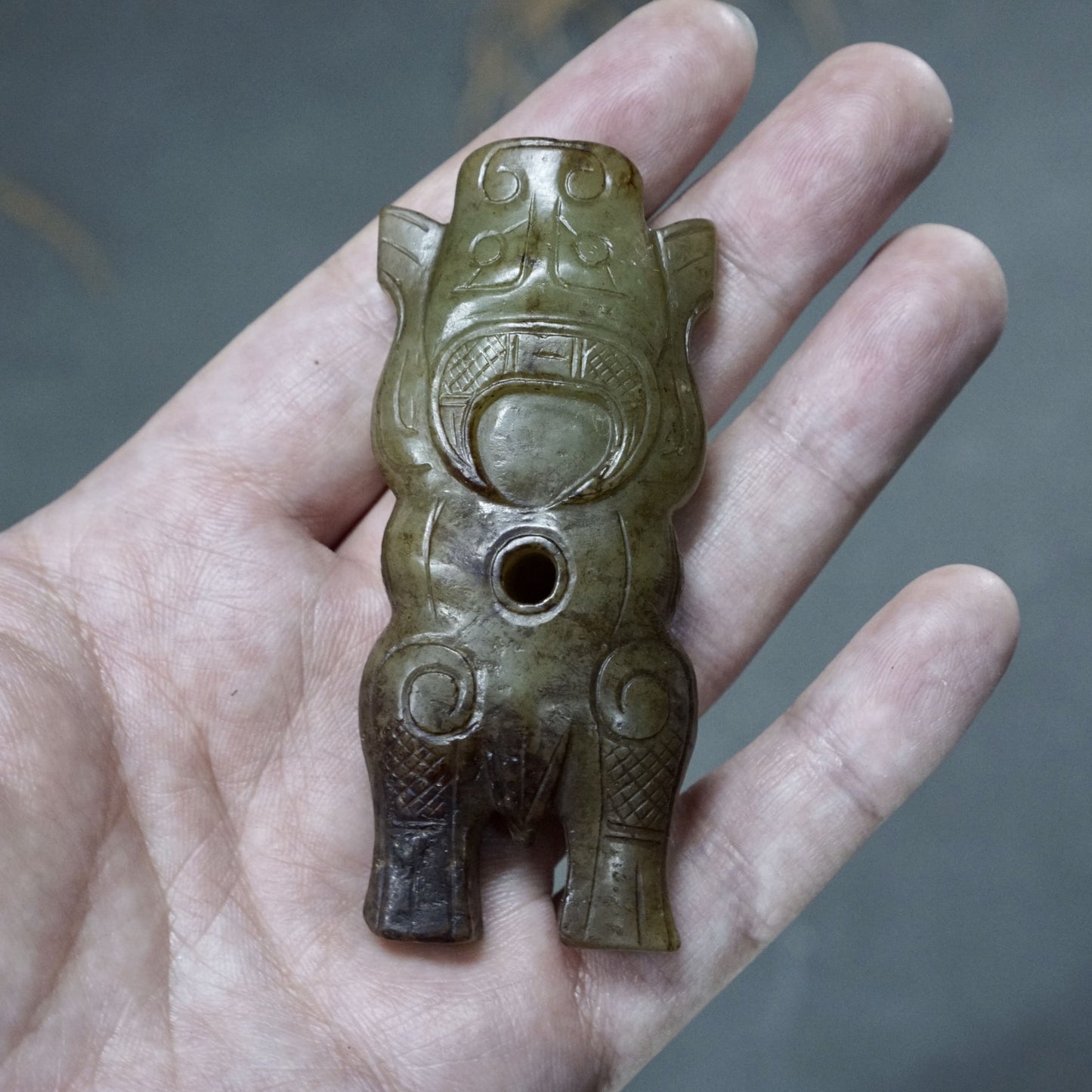 Papa Niu Jade Pendant