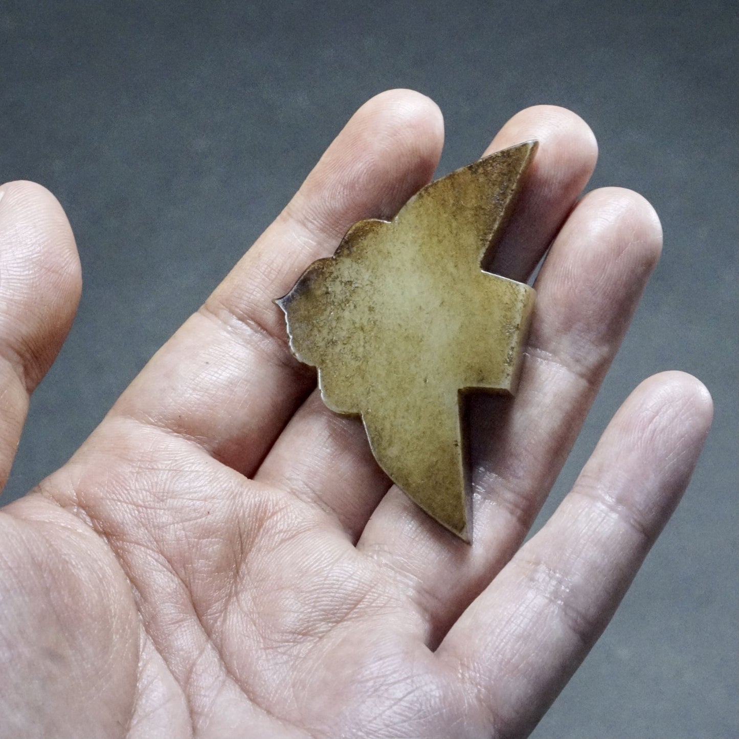 Arrow-shaped jade moth pendant