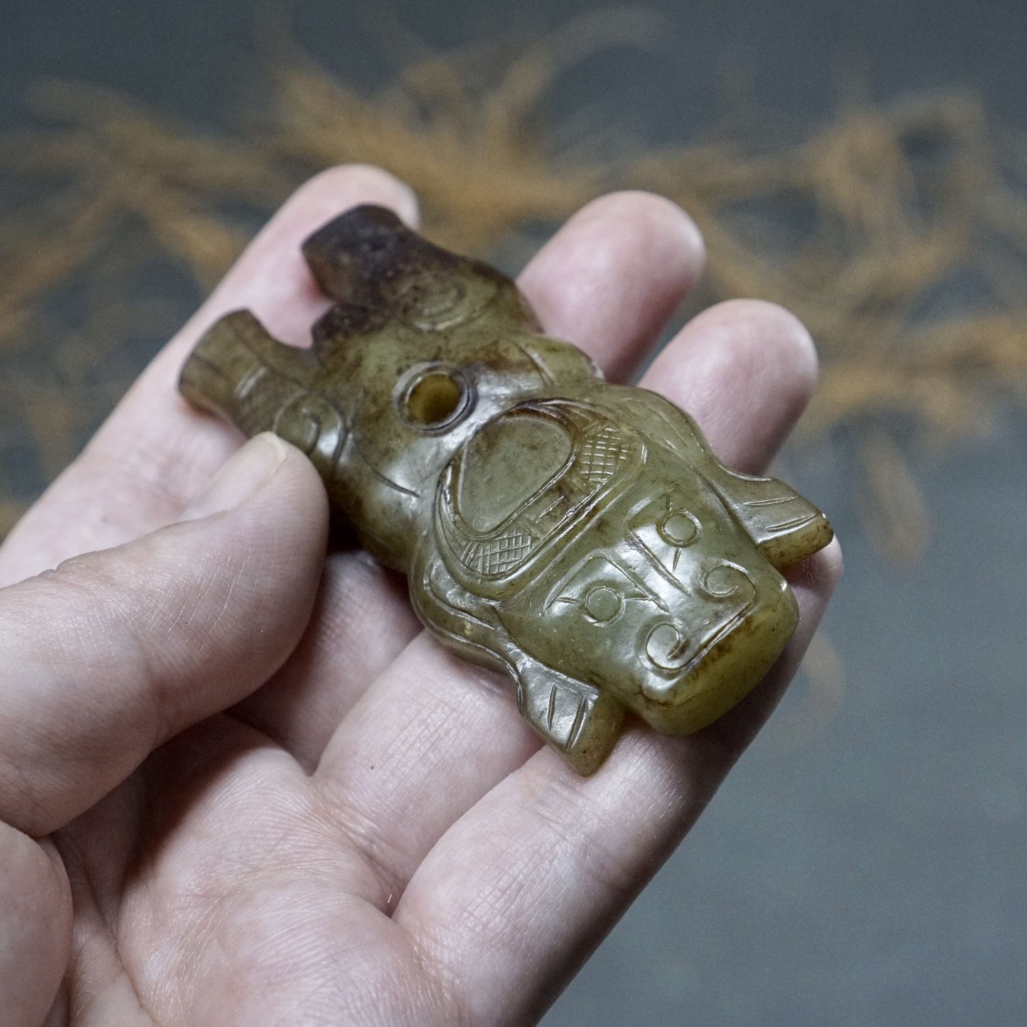 Papa Niu Jade Pendant